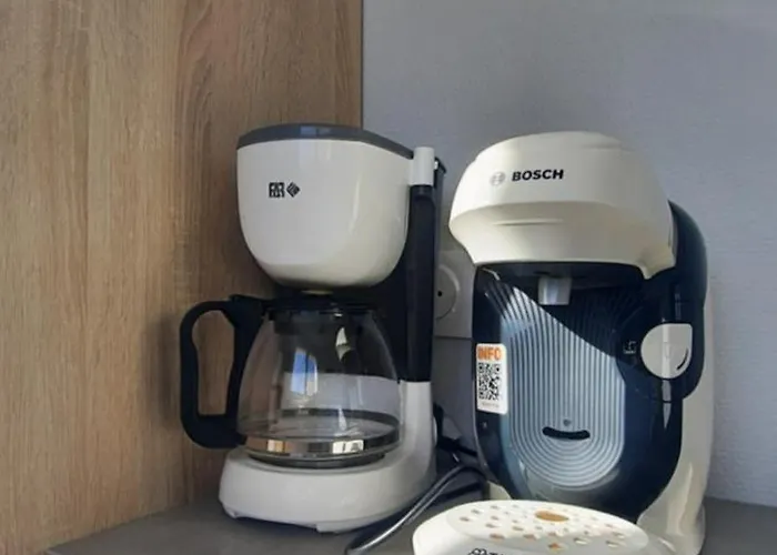 Ma Maison Au Bord De La *