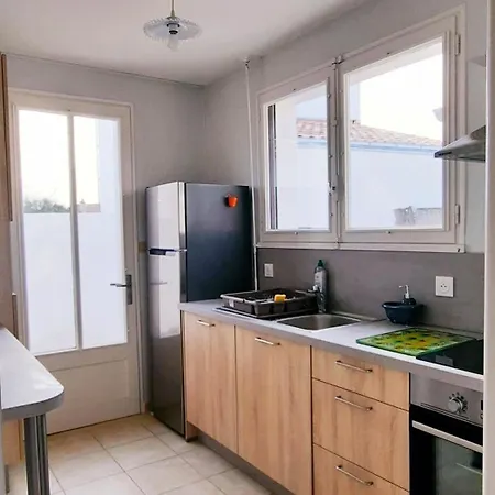 Ma Maison Au Bord De La سا يْليرْ دو ري